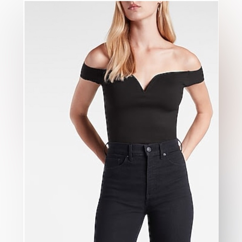 Express Body Contour Ribbed Off-Shoulder Black Women's Top